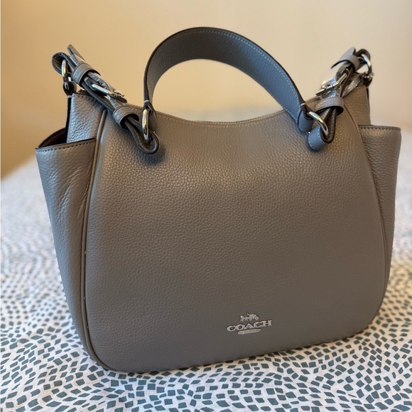 NEW Coach Rori Shoulder Bag - Picture 1 of 17